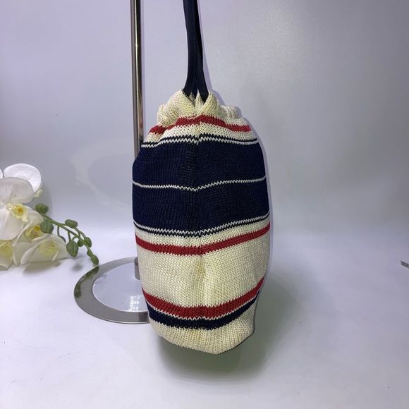 The Sak Knitt Shoulder Bag Medium - Picture 3 of 12